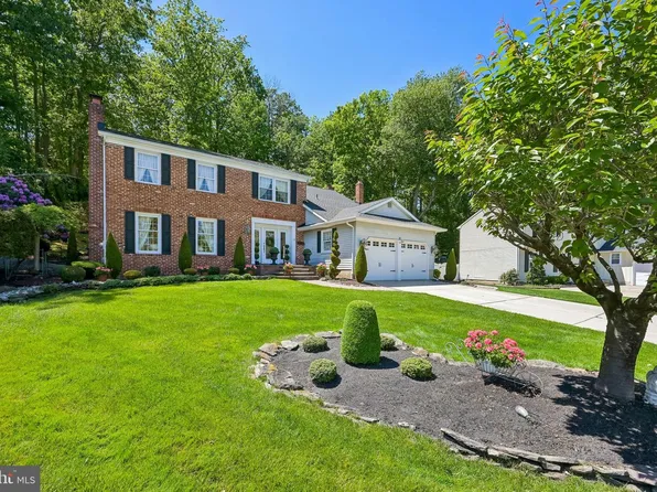 12 Ramble Pl, Turnersville, NJ 08012