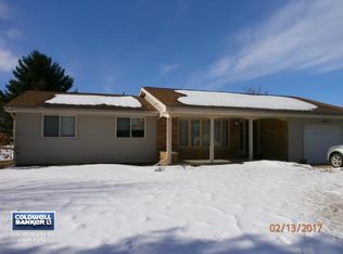383 N Bridge St, Manawa, WI 54949