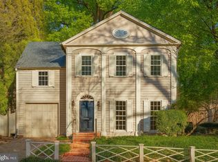 1727 Hoban Rd NW, Washington, DC 20007