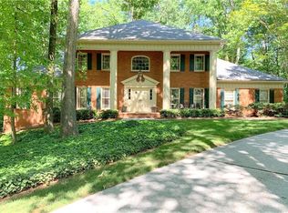 125 Classic Cv, Sandy Springs, GA 30350