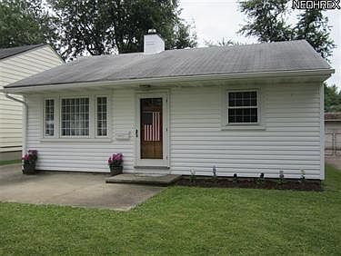 1st image of 18413 Parkmount Ave