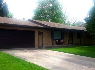 1006 Green Acres Ln, Springfield, IL 62707