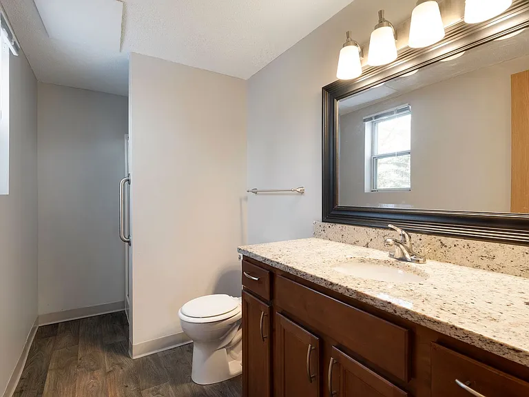 Fernbrook Townhomes — Photo 43