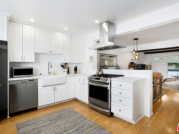 5th image of 1730 Palisades Dr