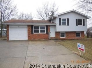 704 W Mount Pleasant Dr, Farmer City, IL