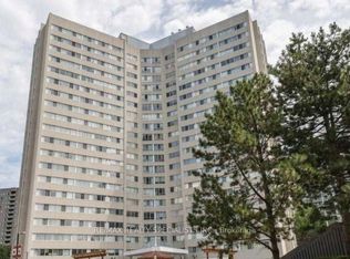 3695 Kaneff Cres #206, Mississauga, ON L5A 4B6