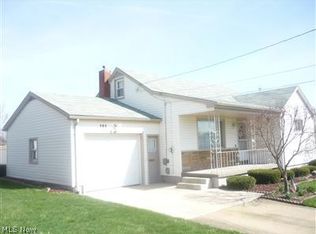 505 Como St, Struthers, OH 44471