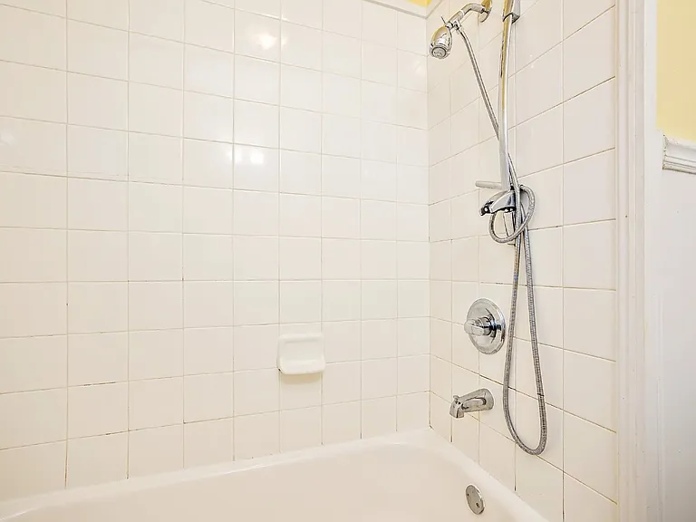 727 Greenland Dr — Photo 18