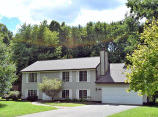 7609 Raglan Dr NE, Warren, OH 44484