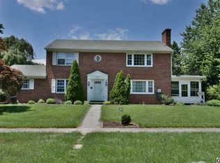 433 Elm Ave, Hershey, PA 17033