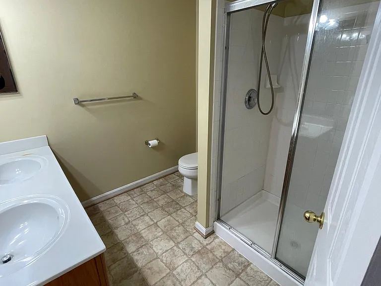 18305 Roy Croft Dr — Photo 23
