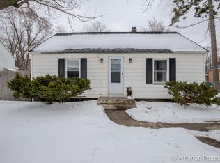 1230 S Harvey St, Muskegon, MI 49442