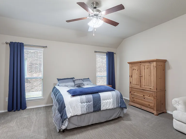 912 Lake Cypress Ln — Photo 21