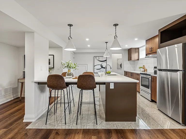 32 Warbeck Pl #B — Photo 1