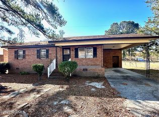 945 Spruce St, Lumberton, NC 28358