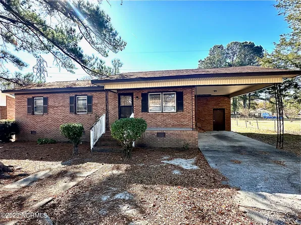 945 Spruce Street, Lumberton, NC 28358