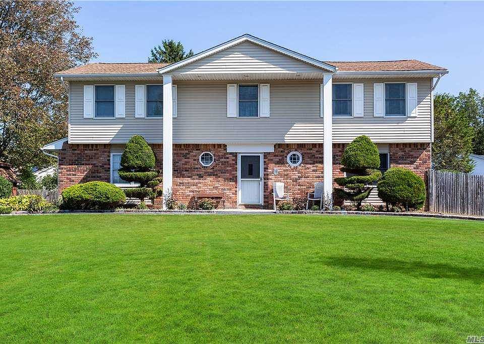 1st image of 14 Markwood Ln