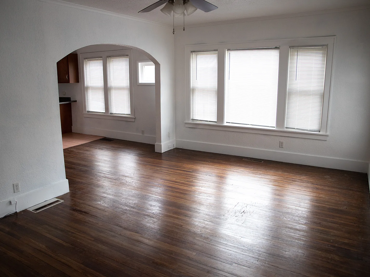2 bed, $1,250 — Photo 3
