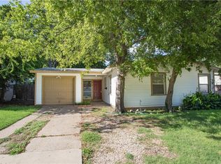 1915 Ridgeway St, Arlington, TX 76010