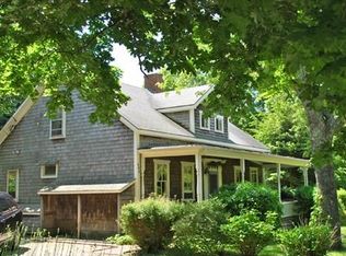 694 State Rd, West Tisbury, MA 02575