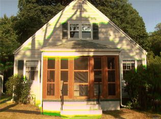 10 Hillside Ave, Suffern, NY 10901