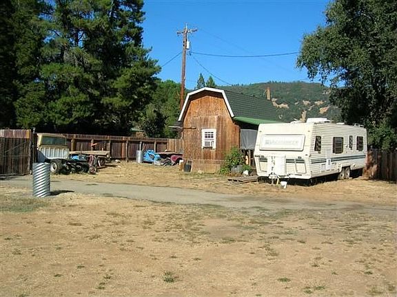2nd image of 3071 Road J