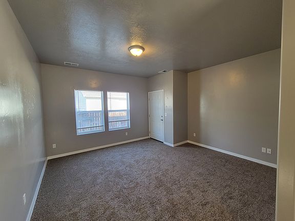 2nd image of 315 10th Ave N
