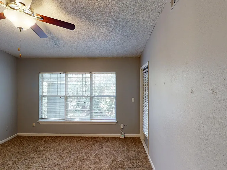 Altamira Place Apartment Homes — Photo 57