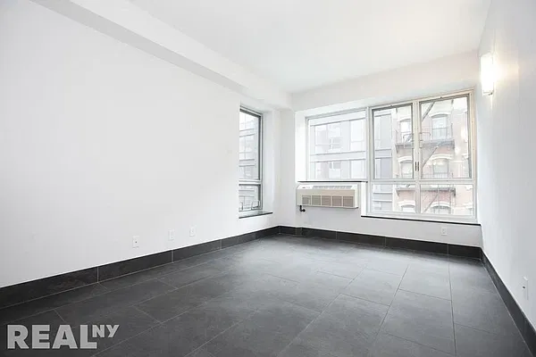 Rented by REAL New York | media 8