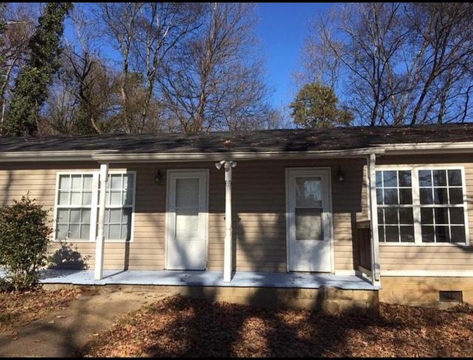1st image of 3103 Engert Dr