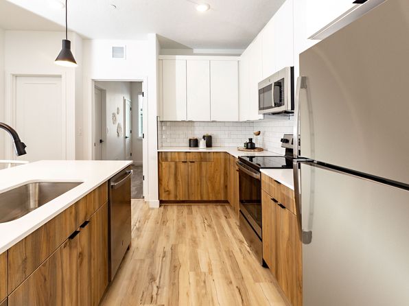 Towns at Rivers Edge | 2340 N 400 W, Provo, UT