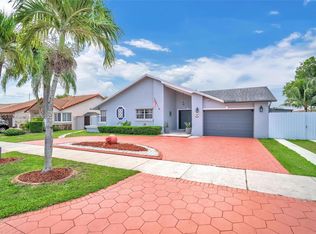Comanche Sub, Miami, FL 33175