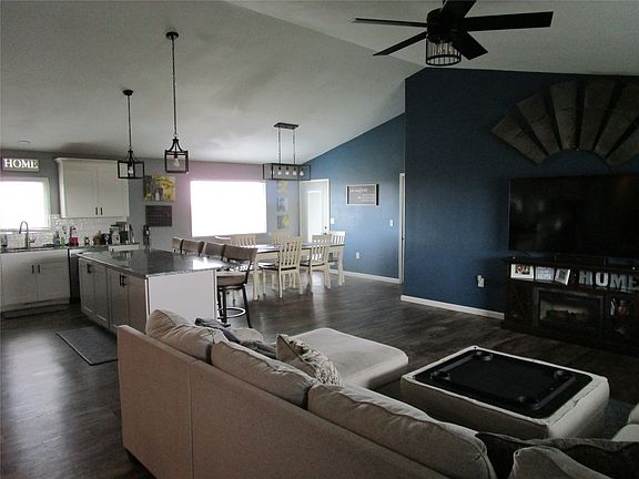 2nd image of 606 Haeli Ct