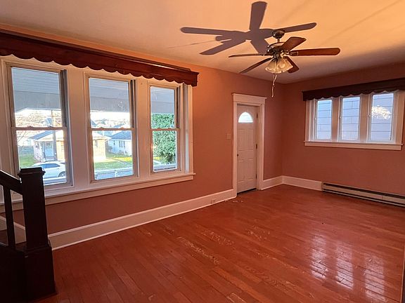 Living Room - Unfurnished
