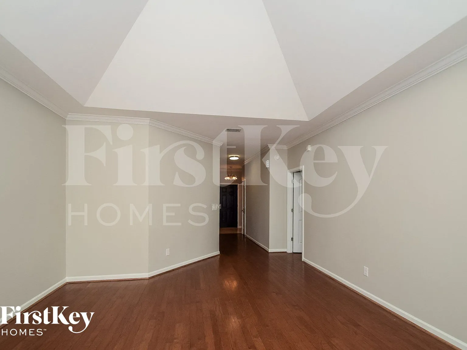3 bed, 2.0 bath, 1482 sqft, $1,875 — Photo 3