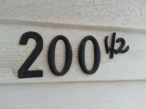 2nd image of 200 W Brown St #1/2