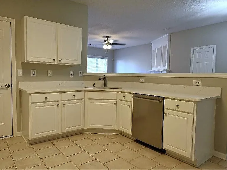 3485 Oxwell Dr — Photo 11