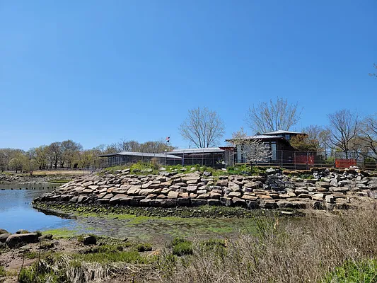 Sold by Superior Realty Service | media 13