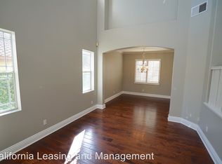 25827 Barnett Ln, Stevenson Ranch, CA 91381