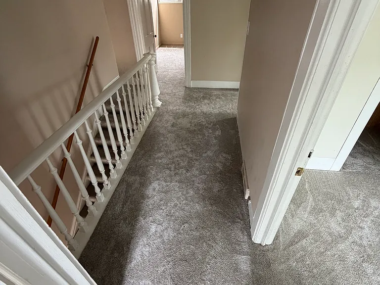 140 Summit St #2 — Photo 8