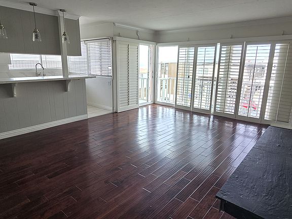 Living Room Entry Area