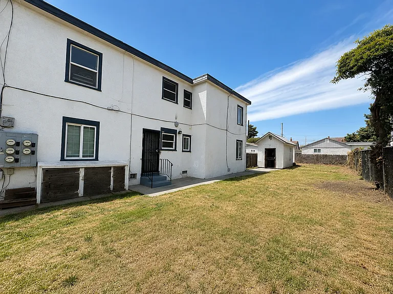 1503 88th Ave #B — Photo 15
