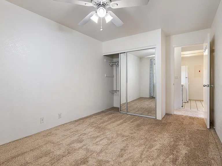 393 Mananai Pl #T — Photo 13