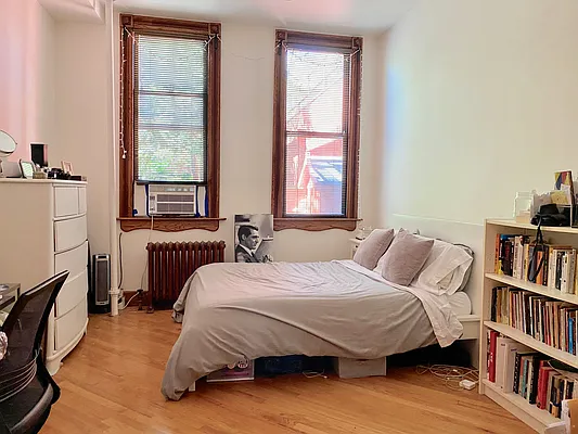 Rented by A P Realty Group NY LTD | media 14