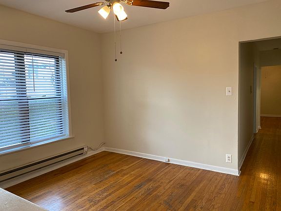 5th image of 728 W Roscoe St #728-32-2W