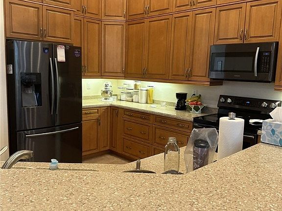 5th image of 11102 Sierra Palm Ct