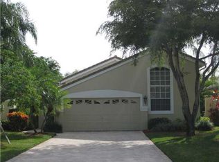 4762 Carlton Golf Dr, Wellington, FL 33449
