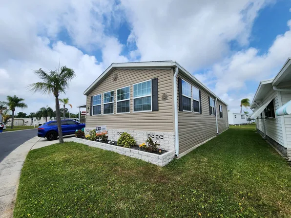 13225 101st St Lot 480, Largo, FL 33773