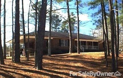 Street View
						:
						Beautiful natural area with wild dogwood trees surrounding the home.