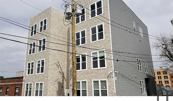 1212 Talbert St SE #304